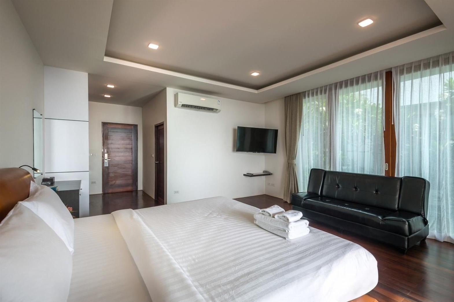 Phi Phi Mountain Beach Resort Sha Certified Exterior photo