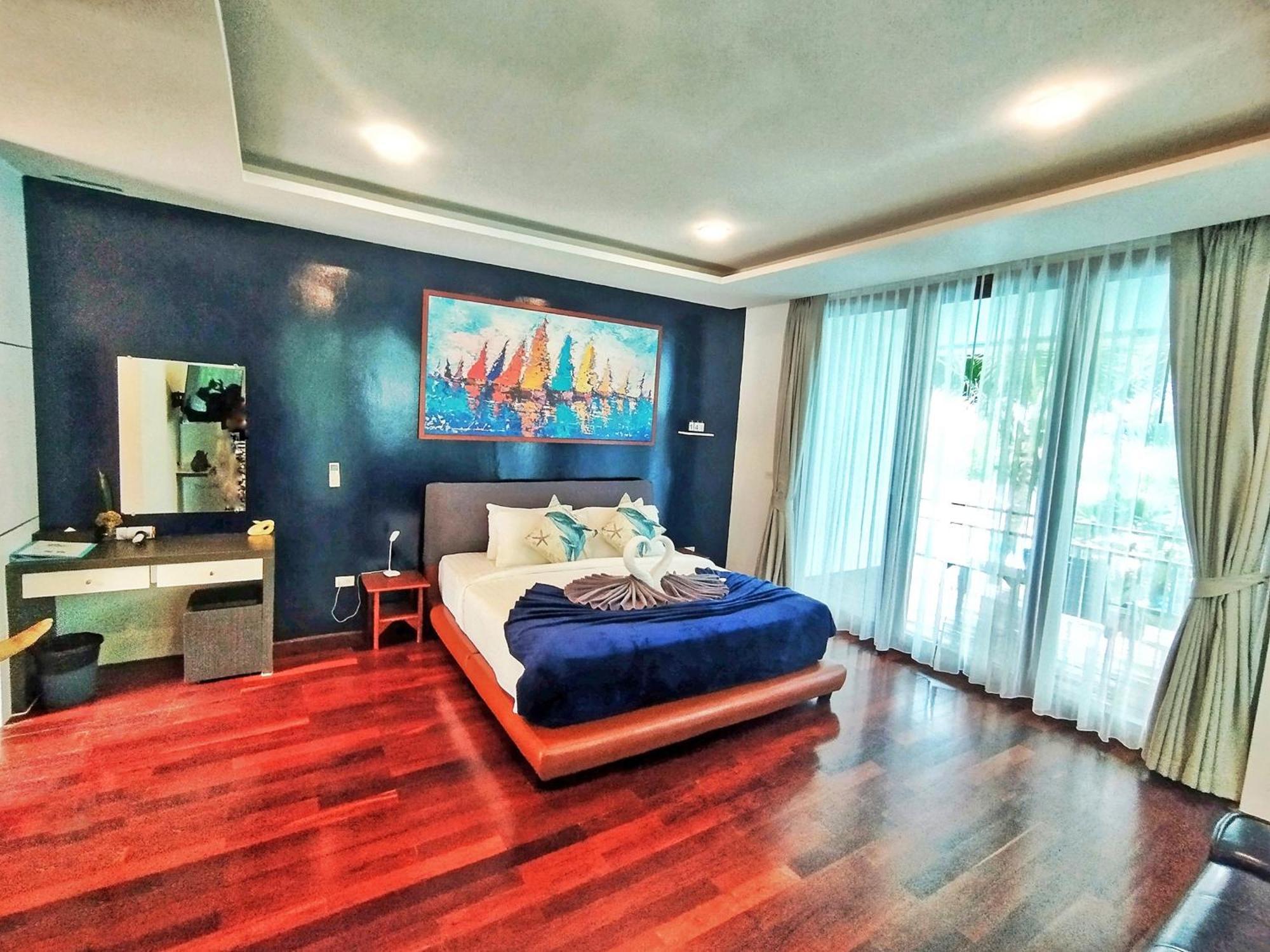 Phi Phi Mountain Beach Resort Sha Certified Exterior photo