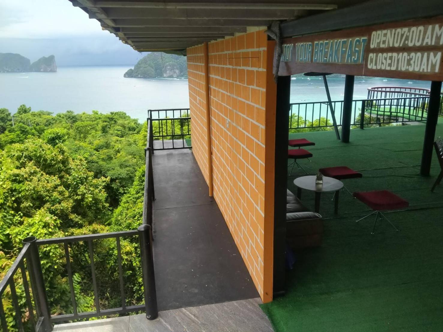 Phi Phi Mountain Beach Resort Sha Certified Exterior photo