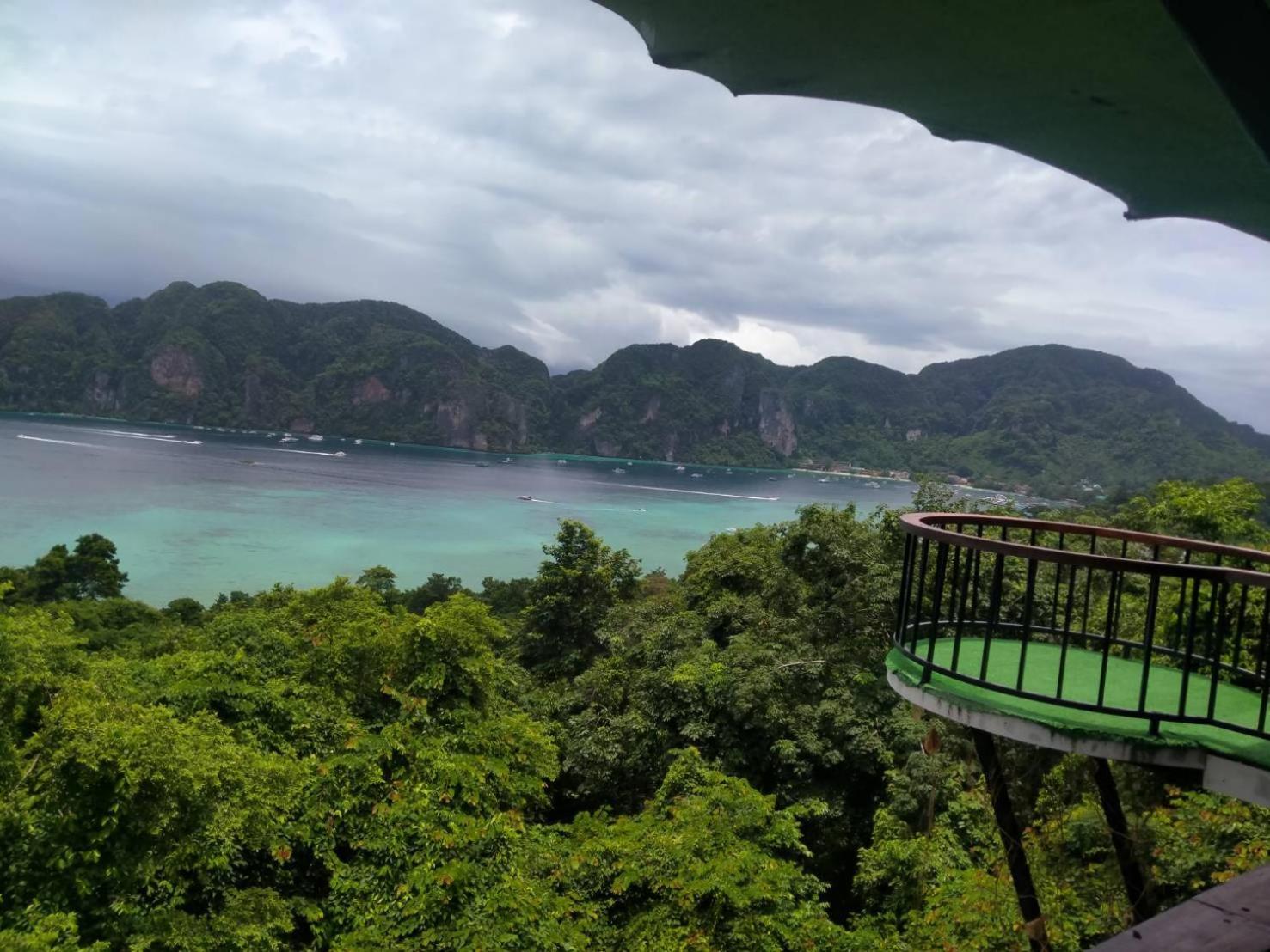 Phi Phi Mountain Beach Resort Sha Certified Exterior photo